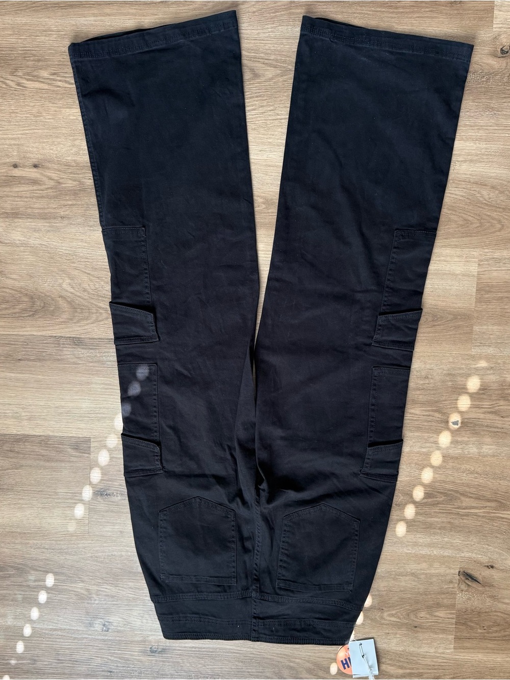YMI Women’s Sz 5 NWT Black Cargo Pants - Wide Leg Streetwear Grunge Gorpcore - Picture 2 of 3